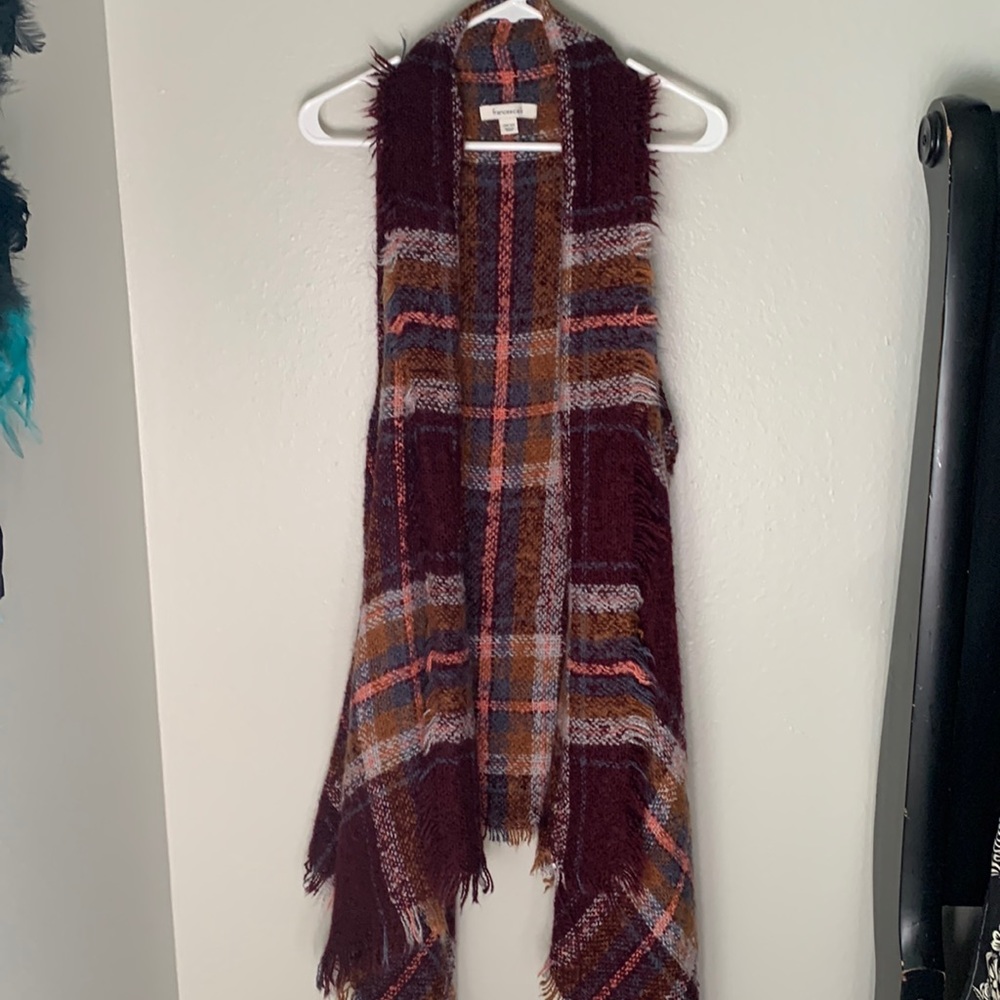 Tank Cardigan, one size never before worn so in perfect condition.